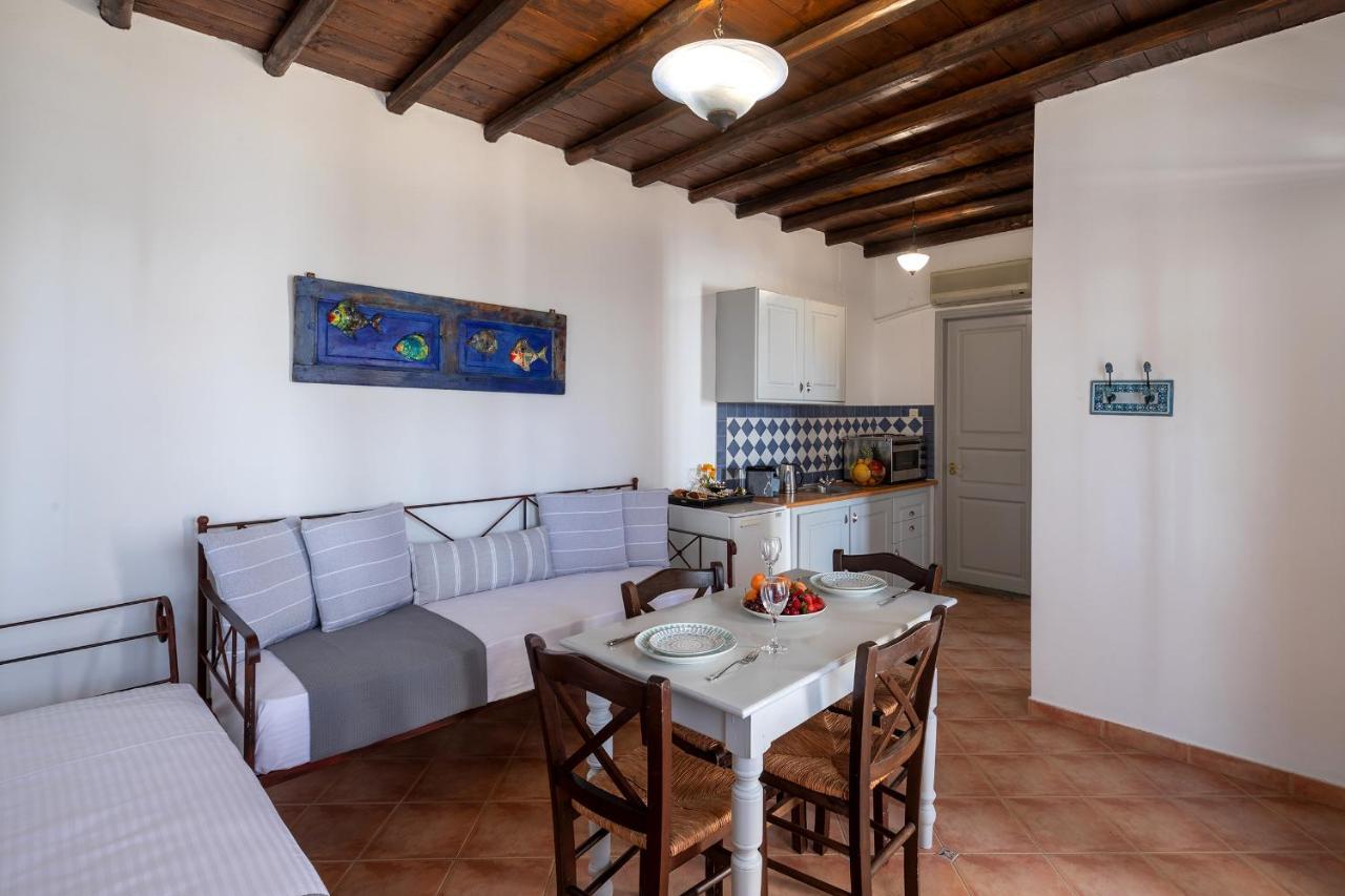 Cochili Rooms & Apartments Azolimnos Exterior photo