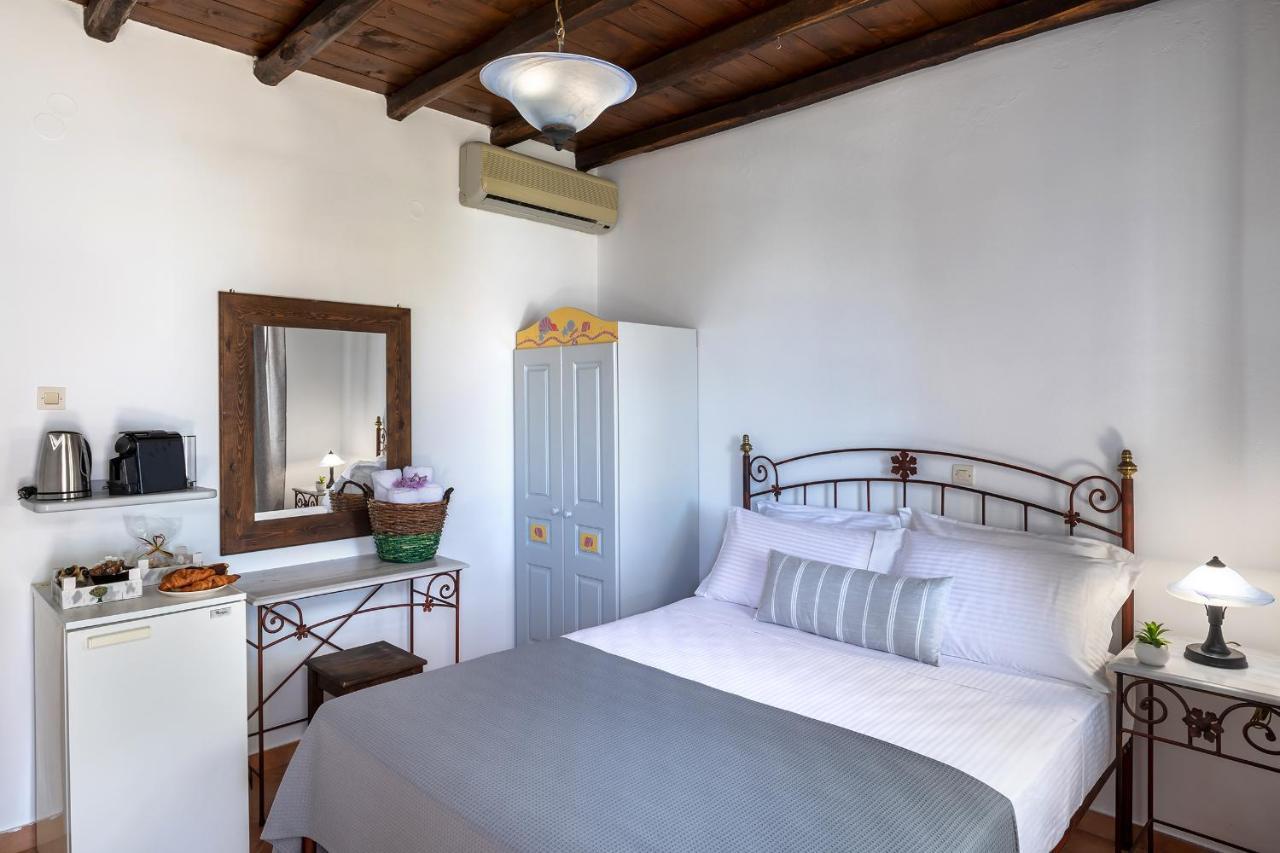 Cochili Rooms & Apartments Azolimnos Exterior photo
